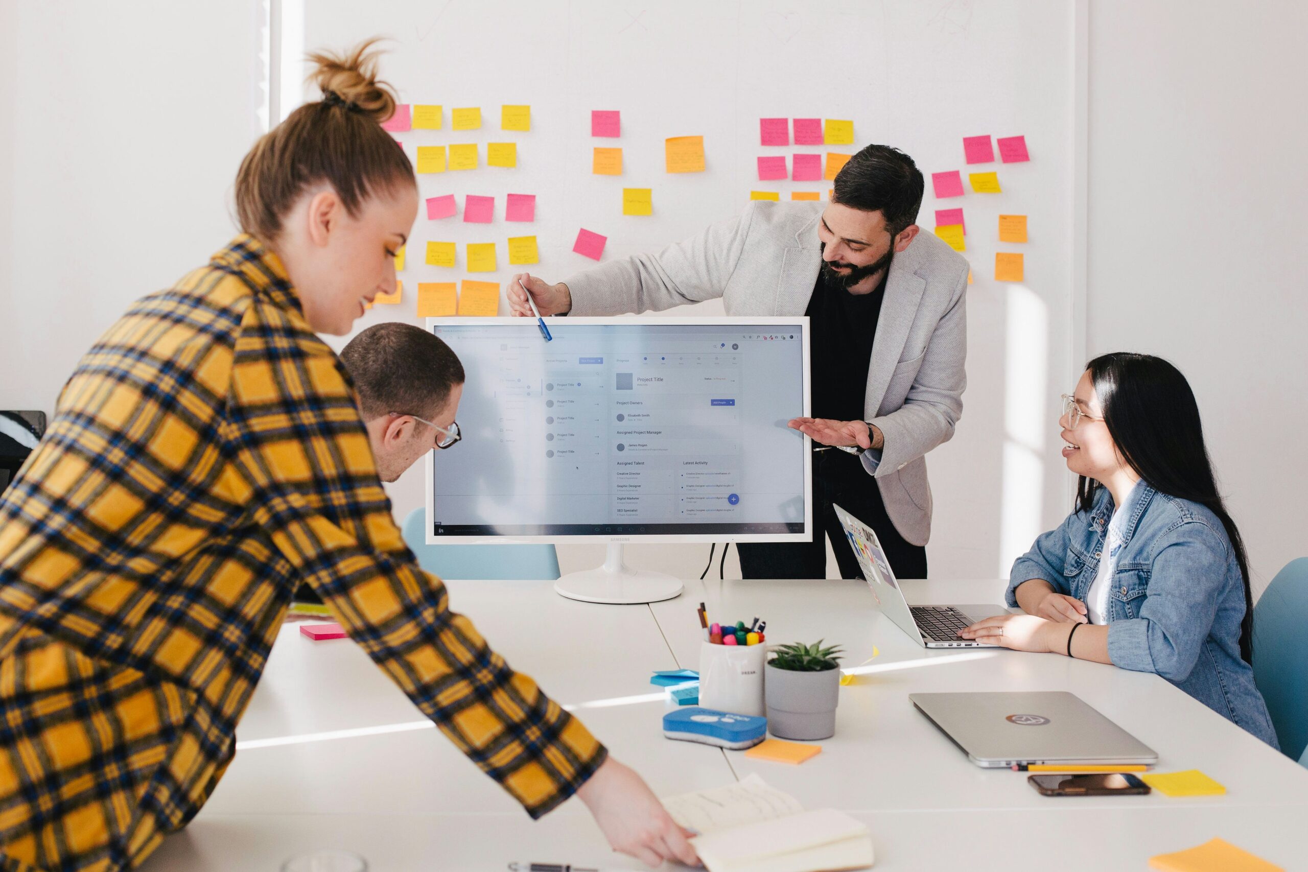 10 Tips to Organize a Productive Business Meeting 6 Team Collaboration Business Marketing
