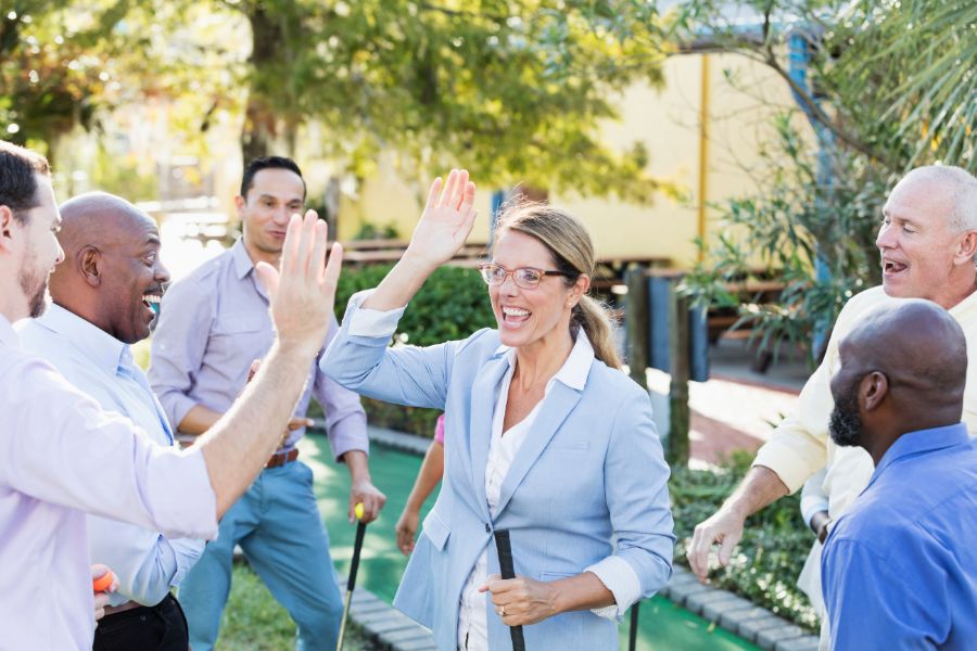 Team building ideas for work: creative and fun corporate team building activities ideas for professionals